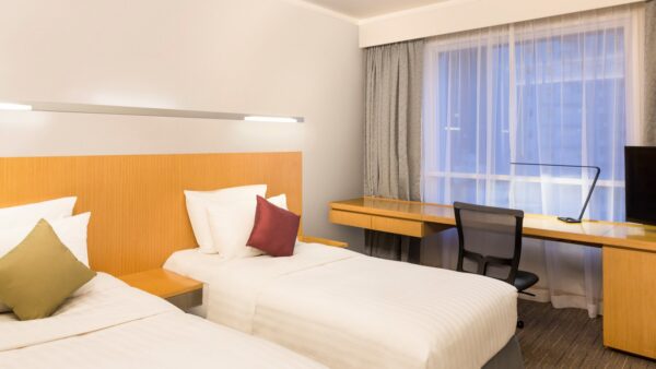 Novotel Century Hong Kong - Image 4