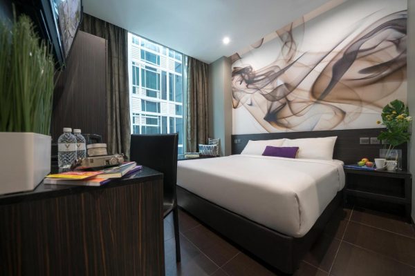 V Hotel Lavender - Image 3
